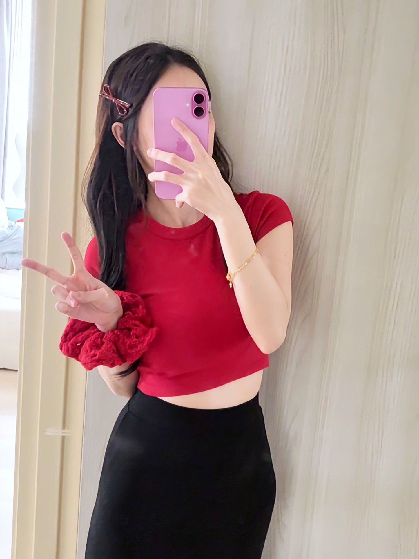 CHIC SHORT CROP TEE - RED