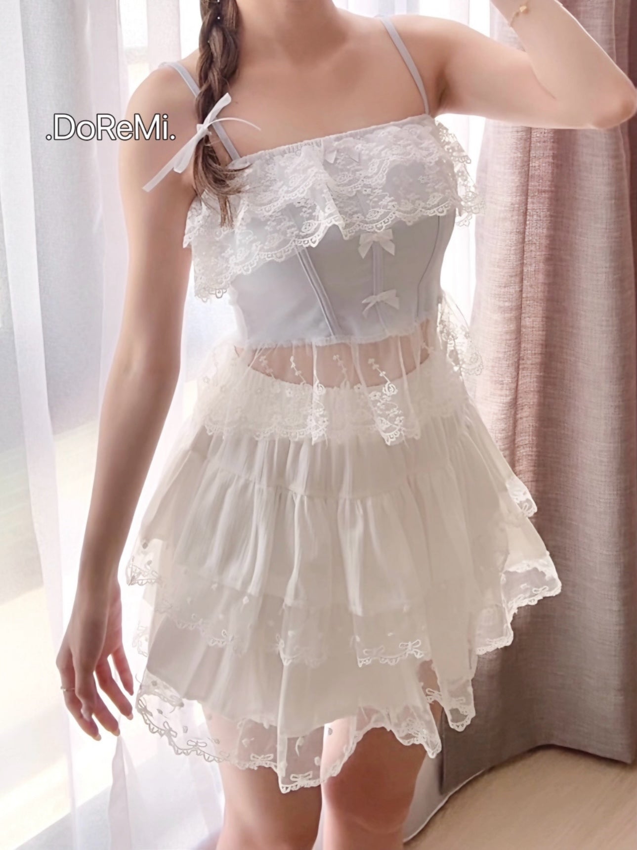 FAIRY VIBE CAMI TOP
