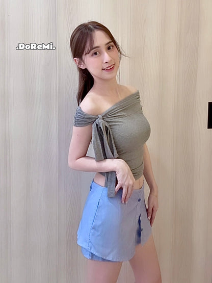 ASYMMETRIC TIE-SHOULDER CROP