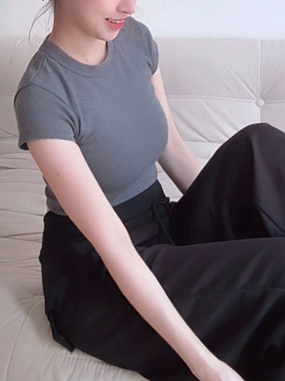 CHIC SHORT CROP TEE - GREY