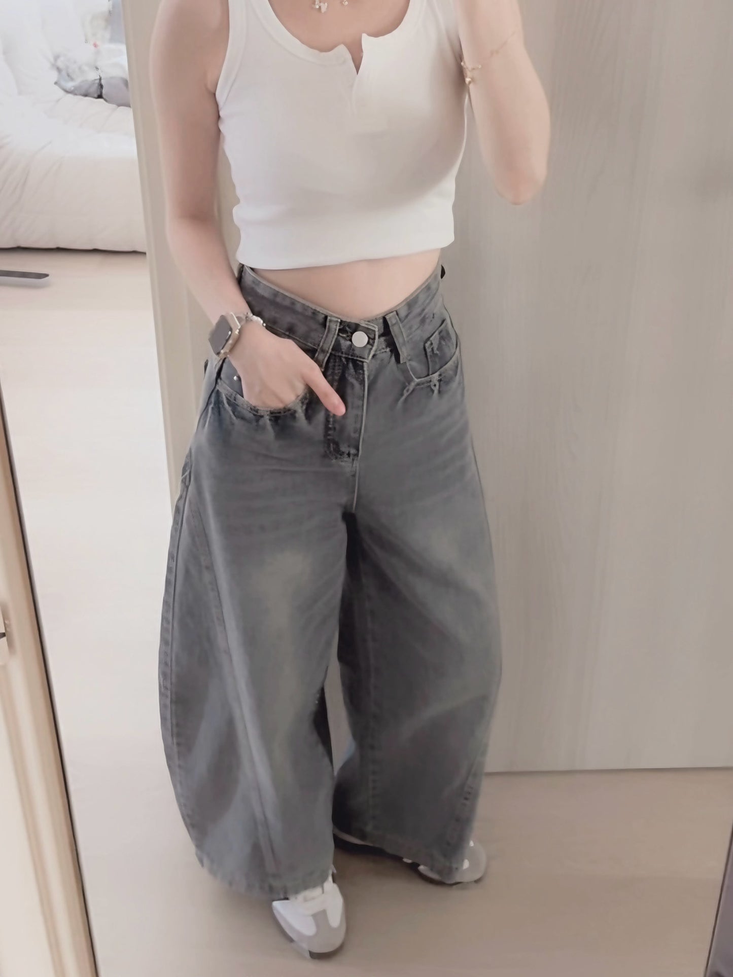 CURVE-CUT TAPERED BLUE JEANS - PETITEGIRLS 小个子定制款