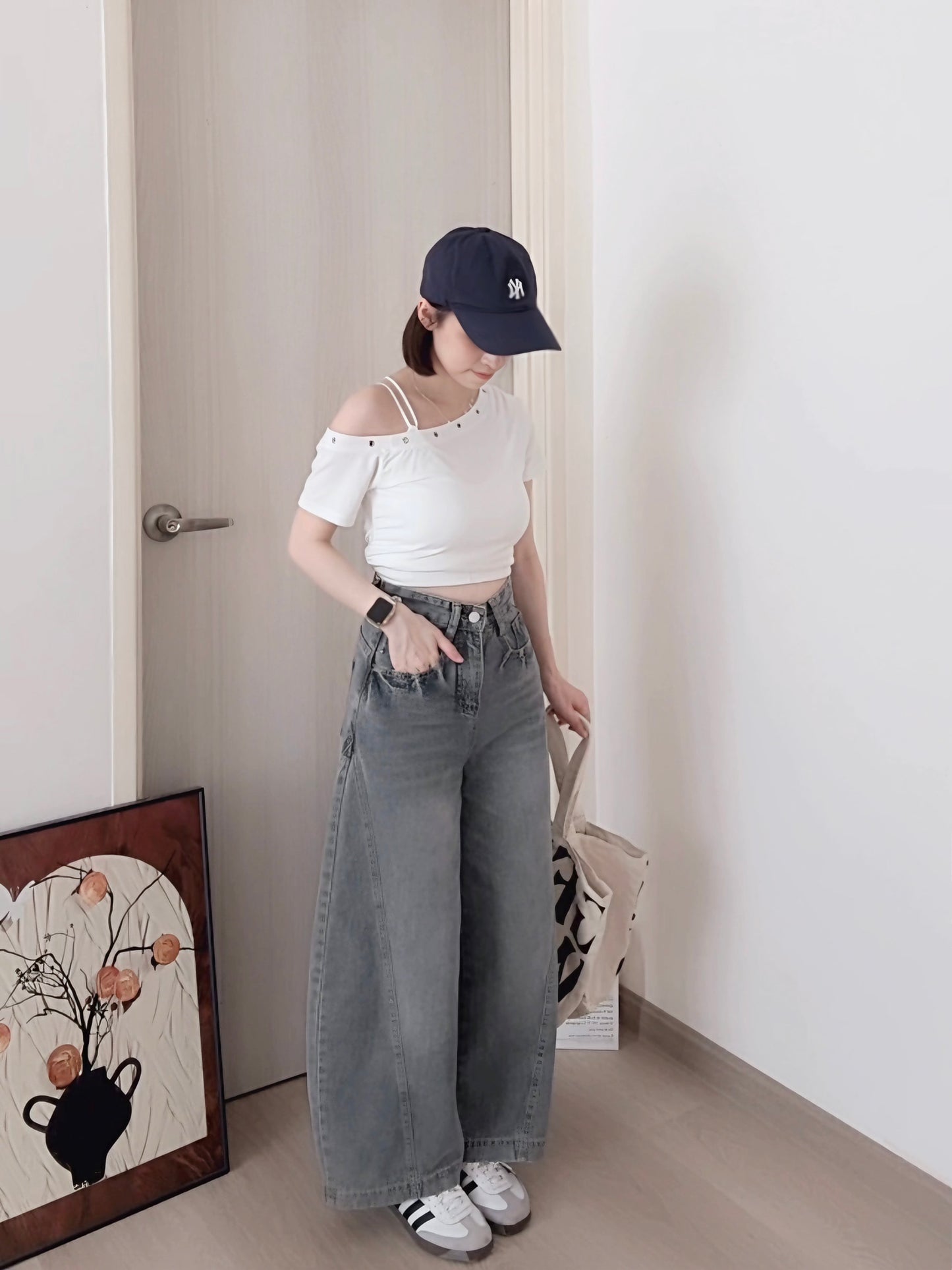 CURVE-CUT TAPERED BLUE JEANS - PETITEGIRLS 小个子定制款