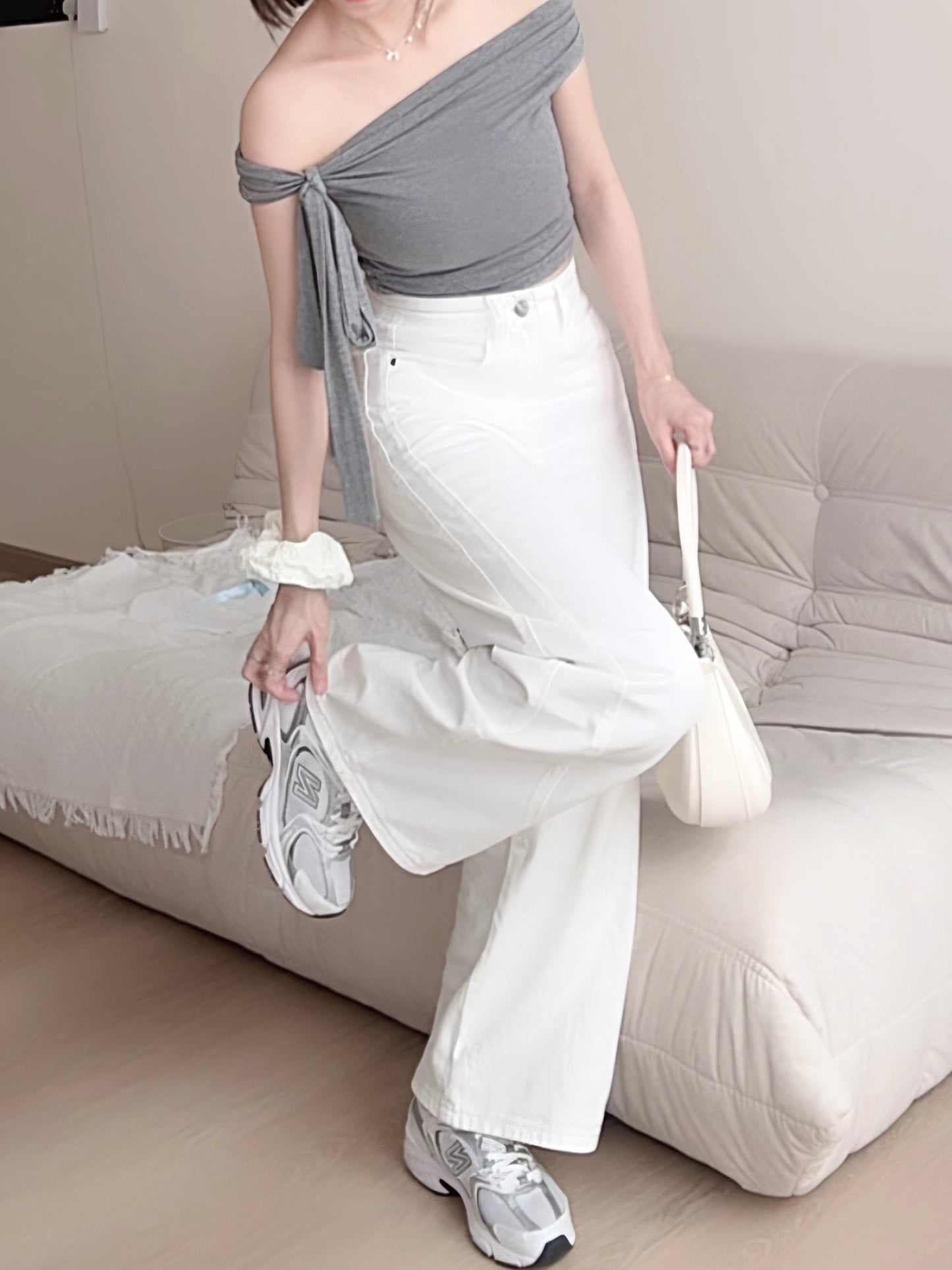 WHITE WIDE-LEG JEANS WITH CONTOUR SEAMS - PETITEGIRLS 小个子定制款