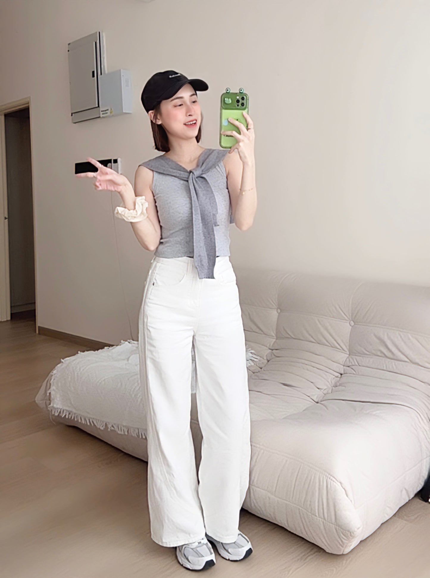 WHITE WIDE-LEG JEANS WITH CONTOUR SEAMS - PETITEGIRLS 小个子定制款