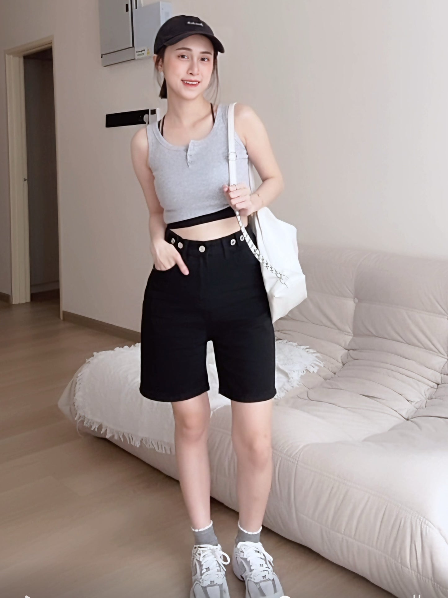 CASUAL BLACK DENIM SHORTS- PETITEGIRLS 小个子定制款