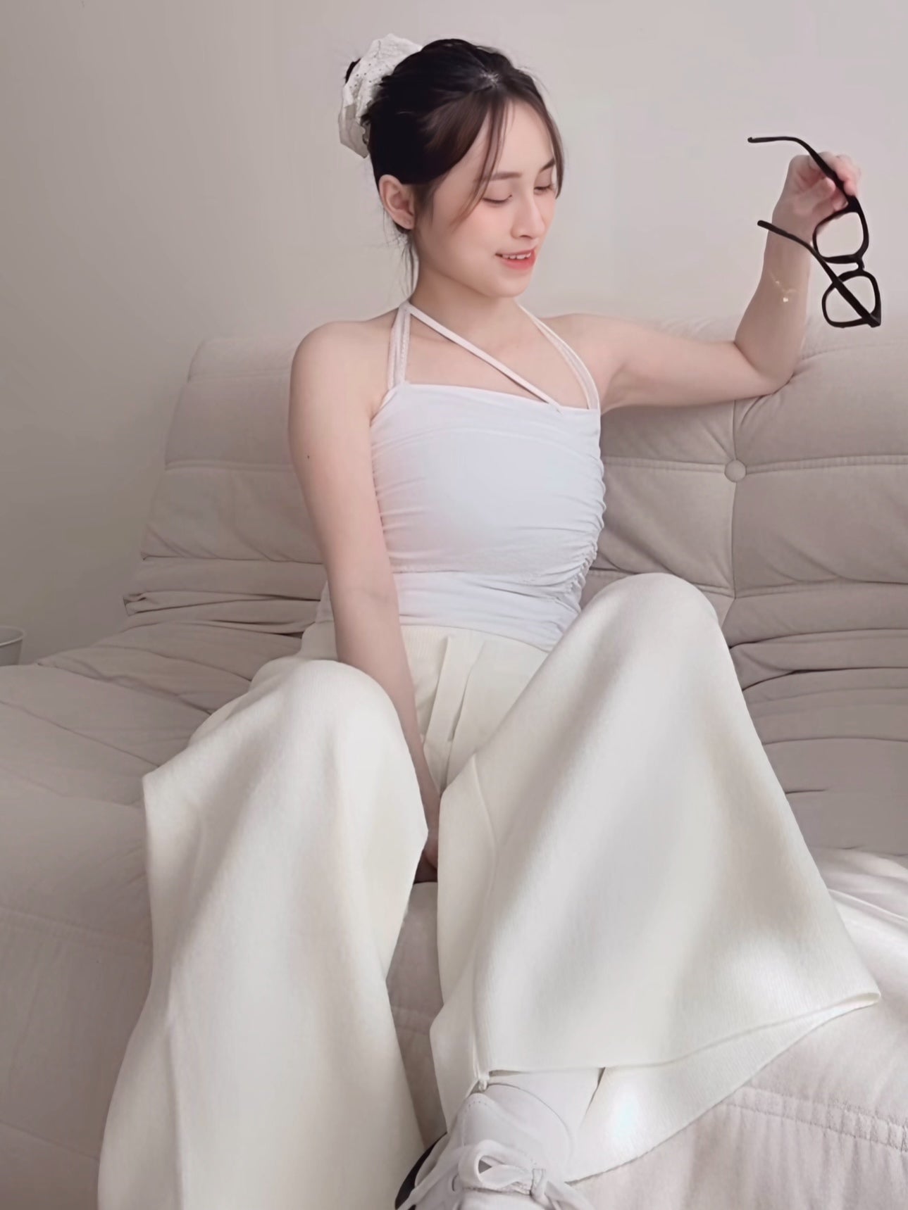 SOFT BLOOM WHITE LACE MUSE