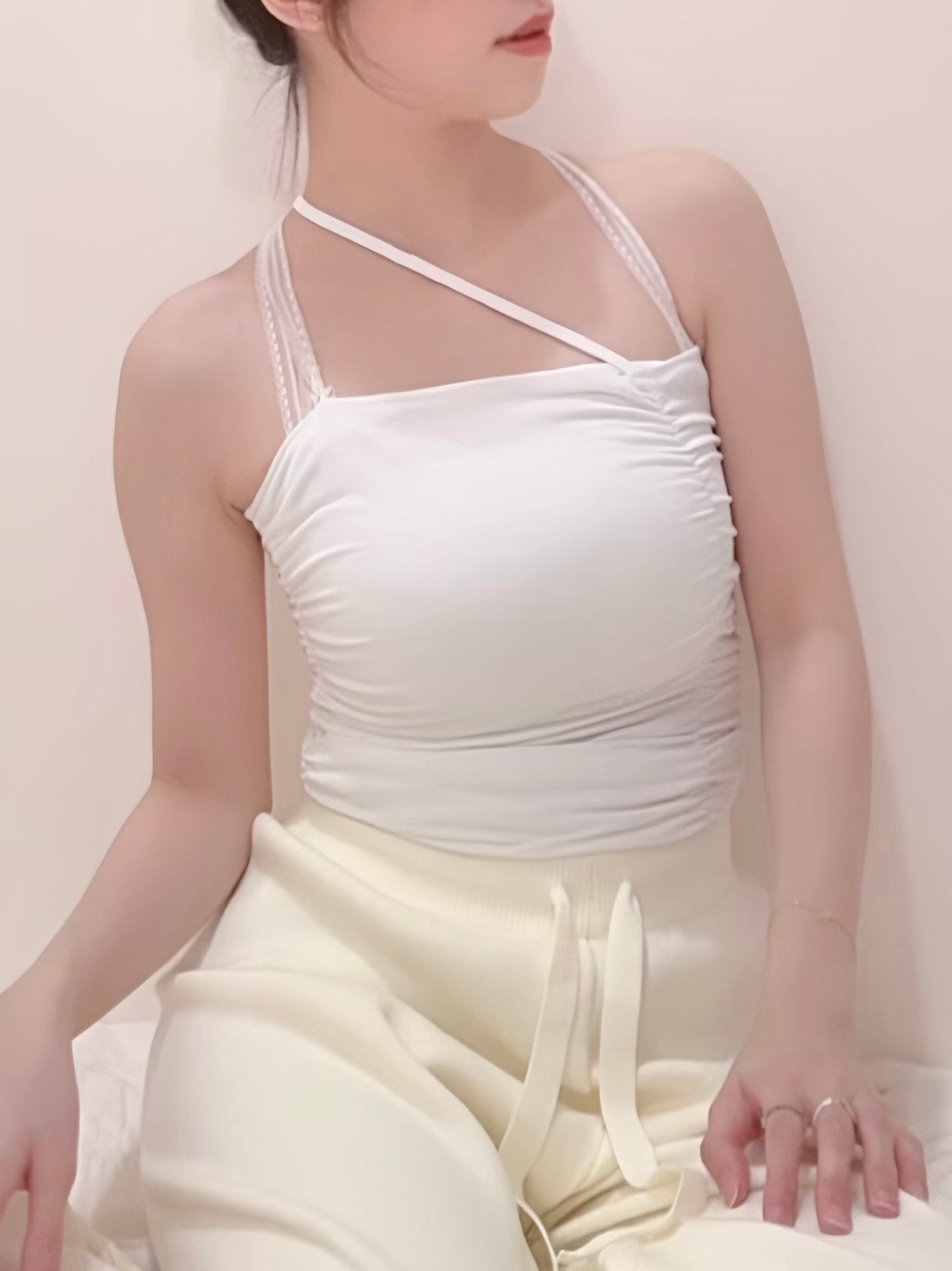 SOFT BLOOM WHITE LACE MUSE