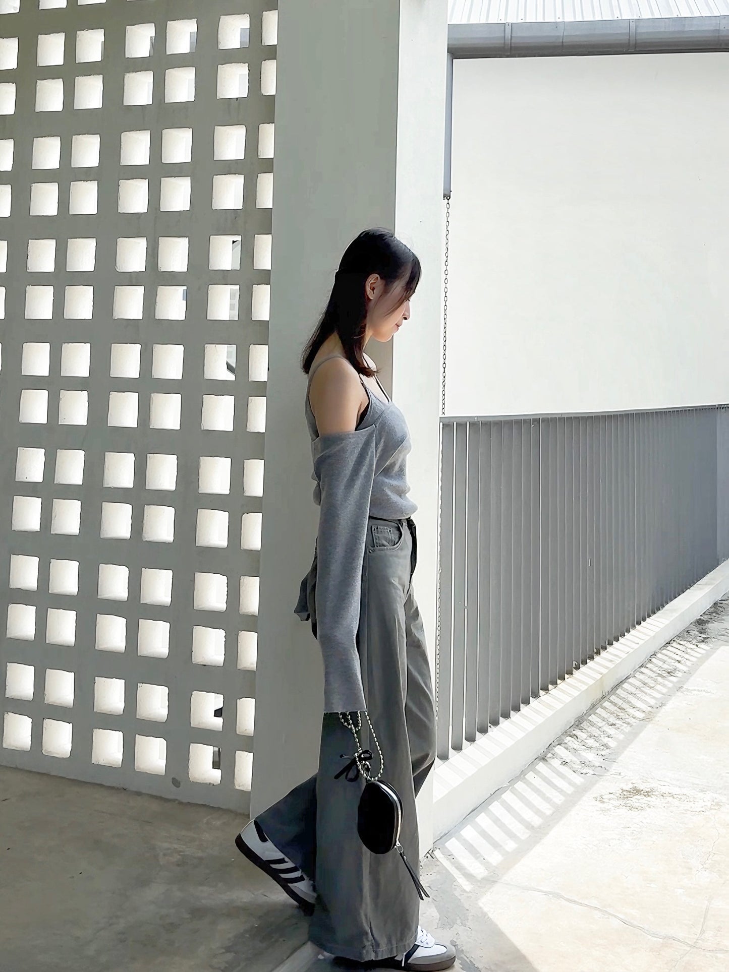 CLOUD GREY OFF-SHOULDER TOP