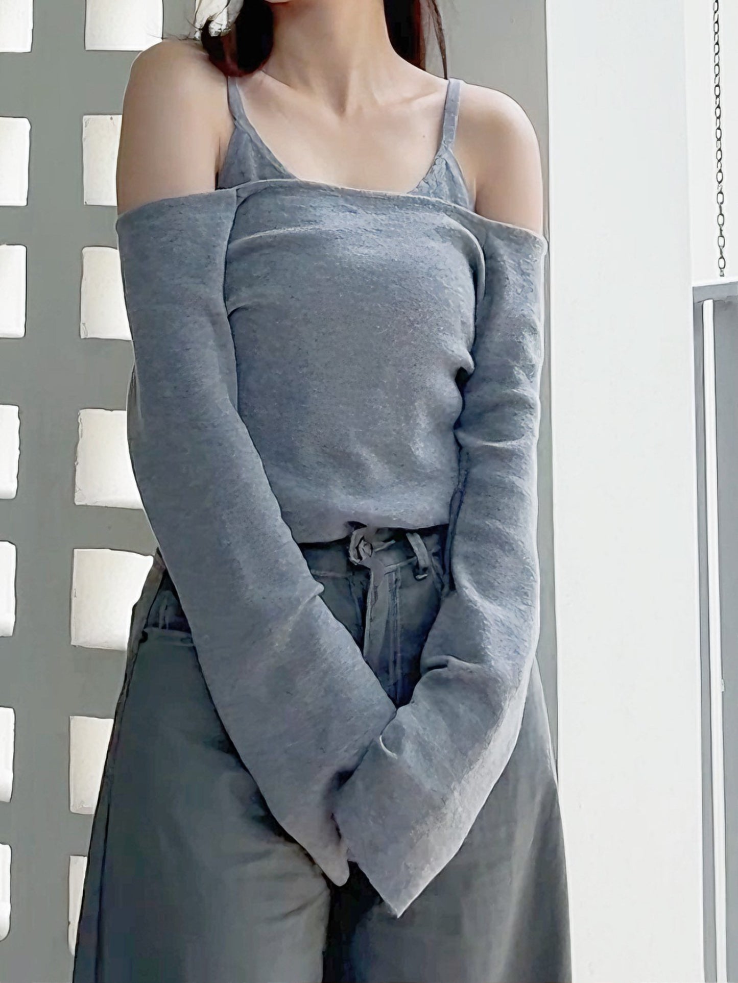 CLOUD GREY OFF-SHOULDER TOP