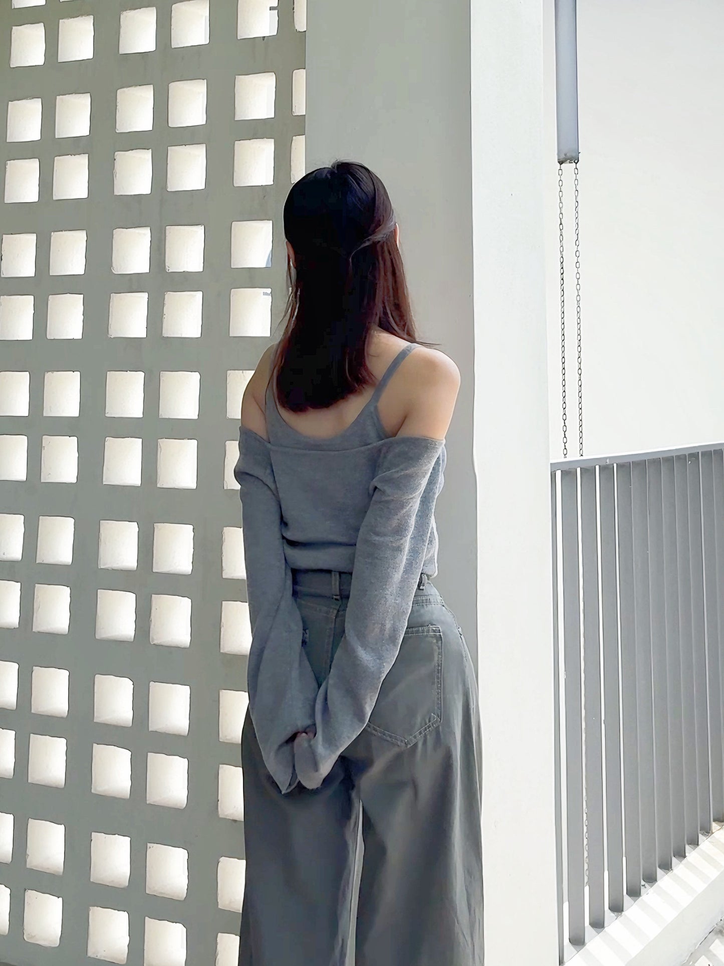 CLOUD GREY OFF-SHOULDER TOP
