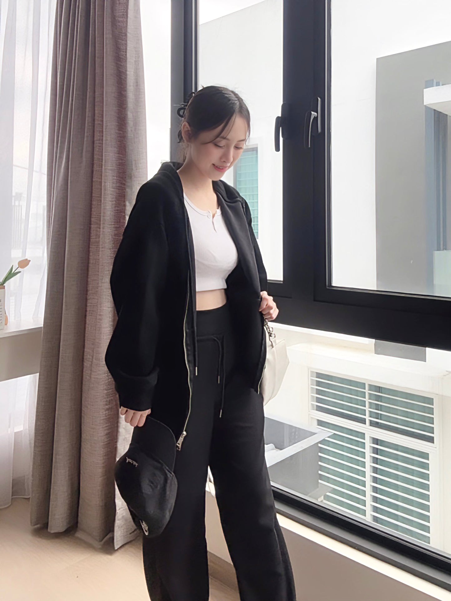 BLACK HOODIE JACKET