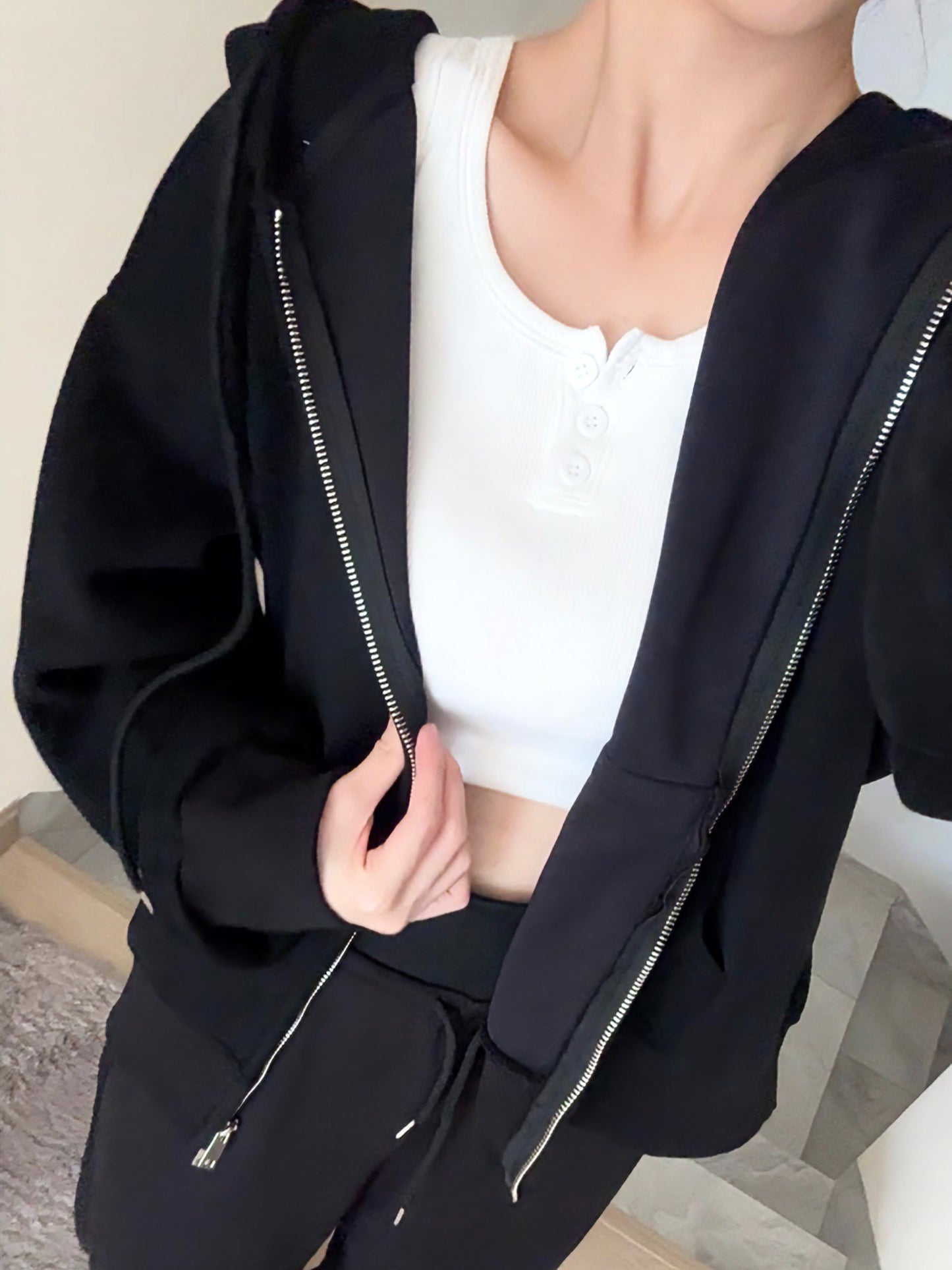 BLACK HOODIE JACKET