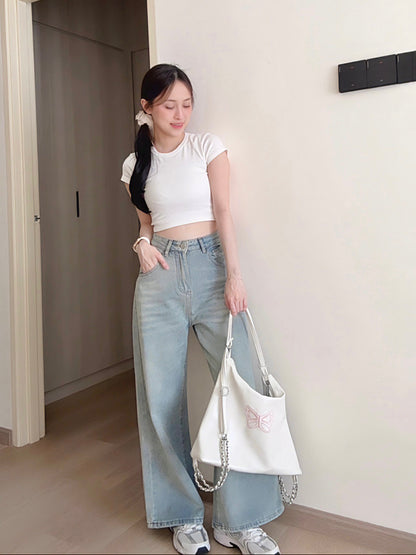 CHIC SHORT CROP TEE - WHITE