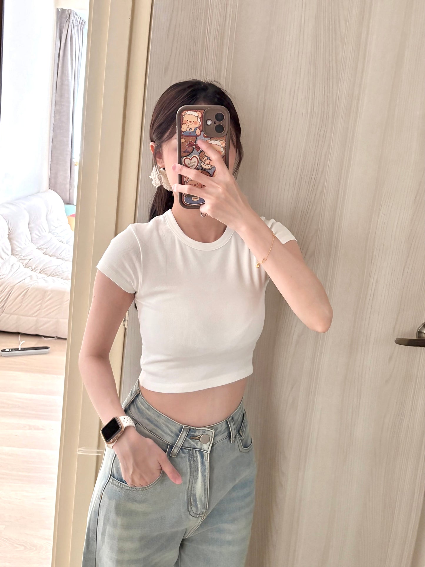 CHIC SHORT CROP TEE - WHITE