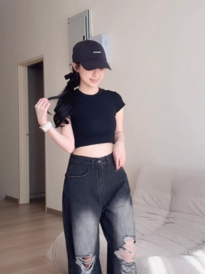 CHIC SHORT CROP TEE - BLACK