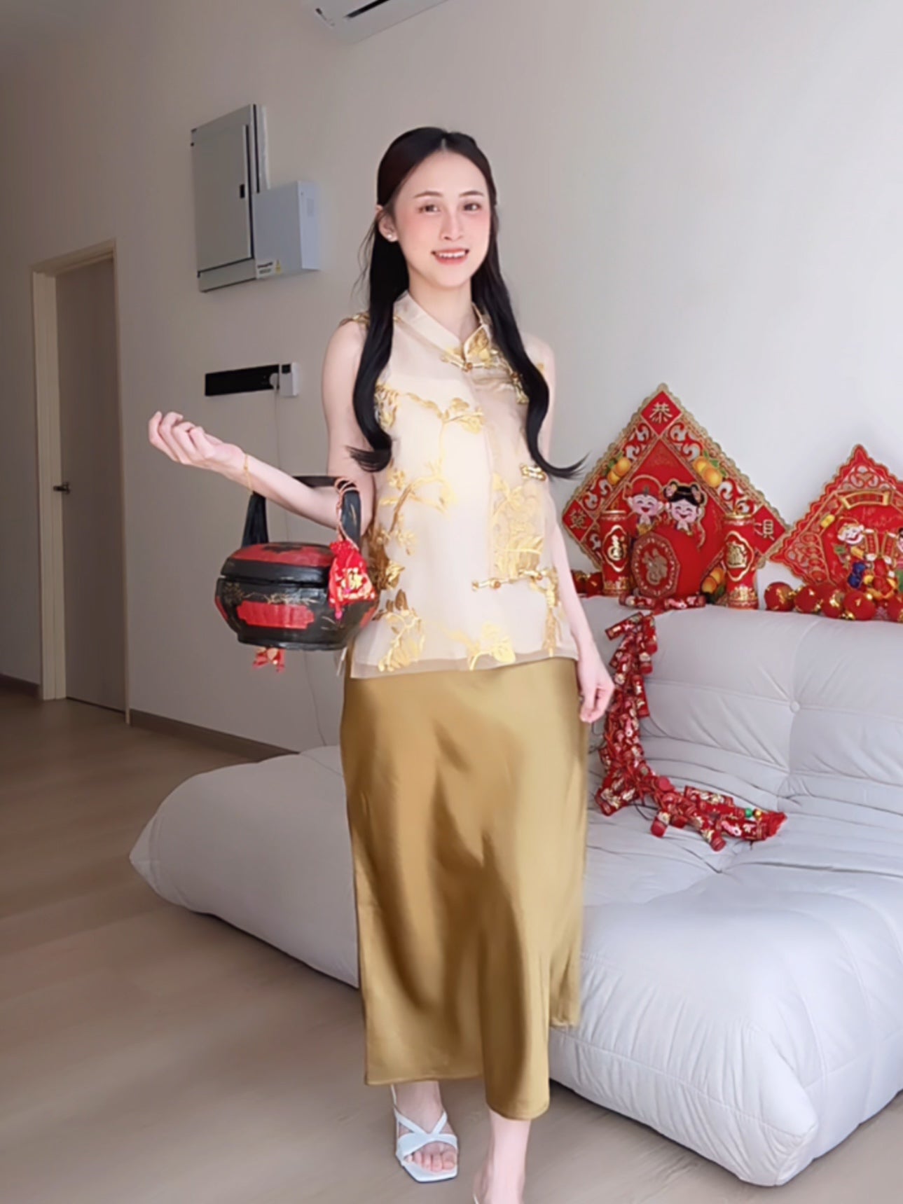 GOLDEN SATIN MAXI SKIRT - PETITEGIRLS 小个子定制款