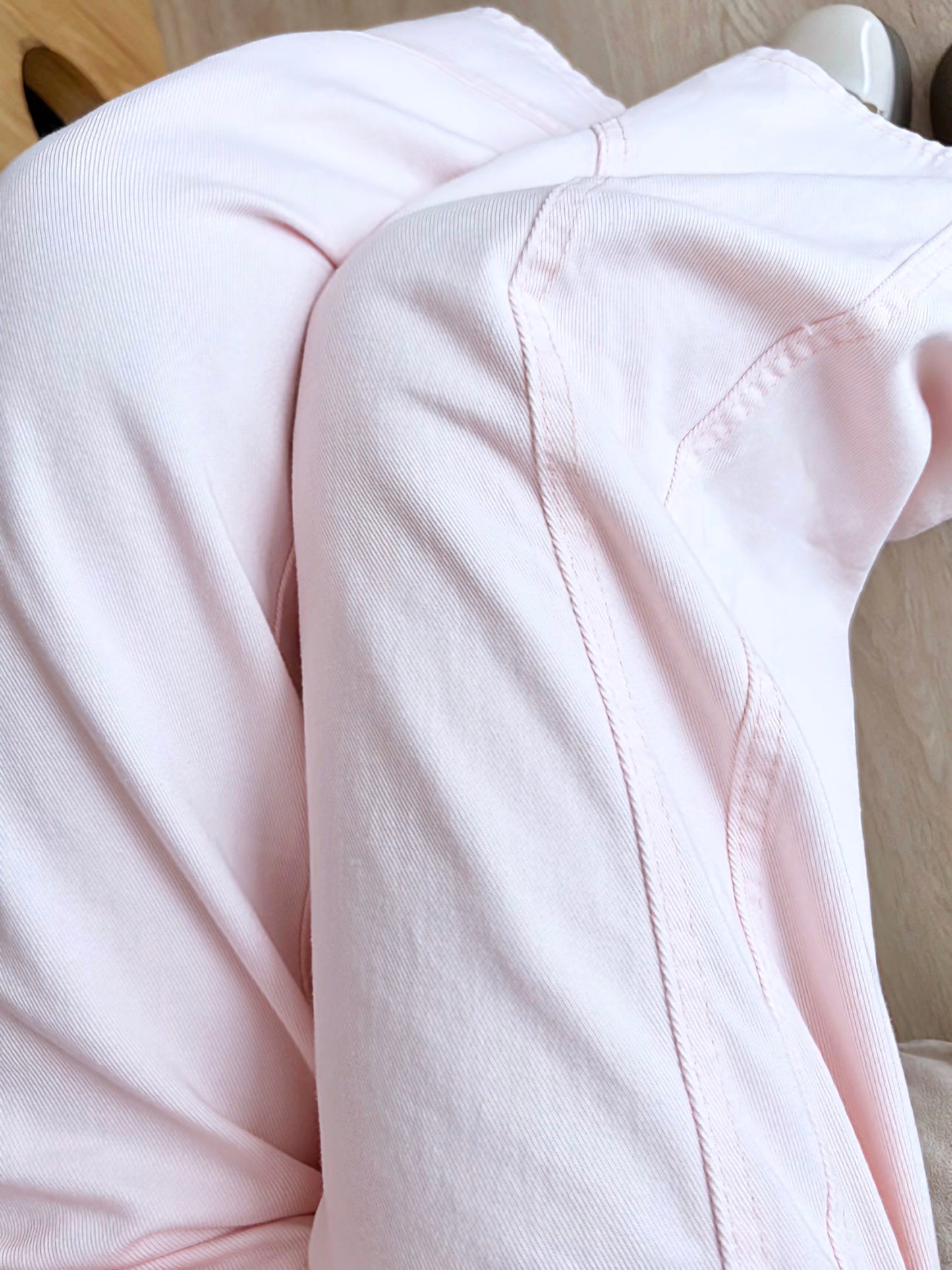 PINK WIDE-LEG JEANS WITH CONTOUR SEAMS - PETITEGIRLS 小个子定制款