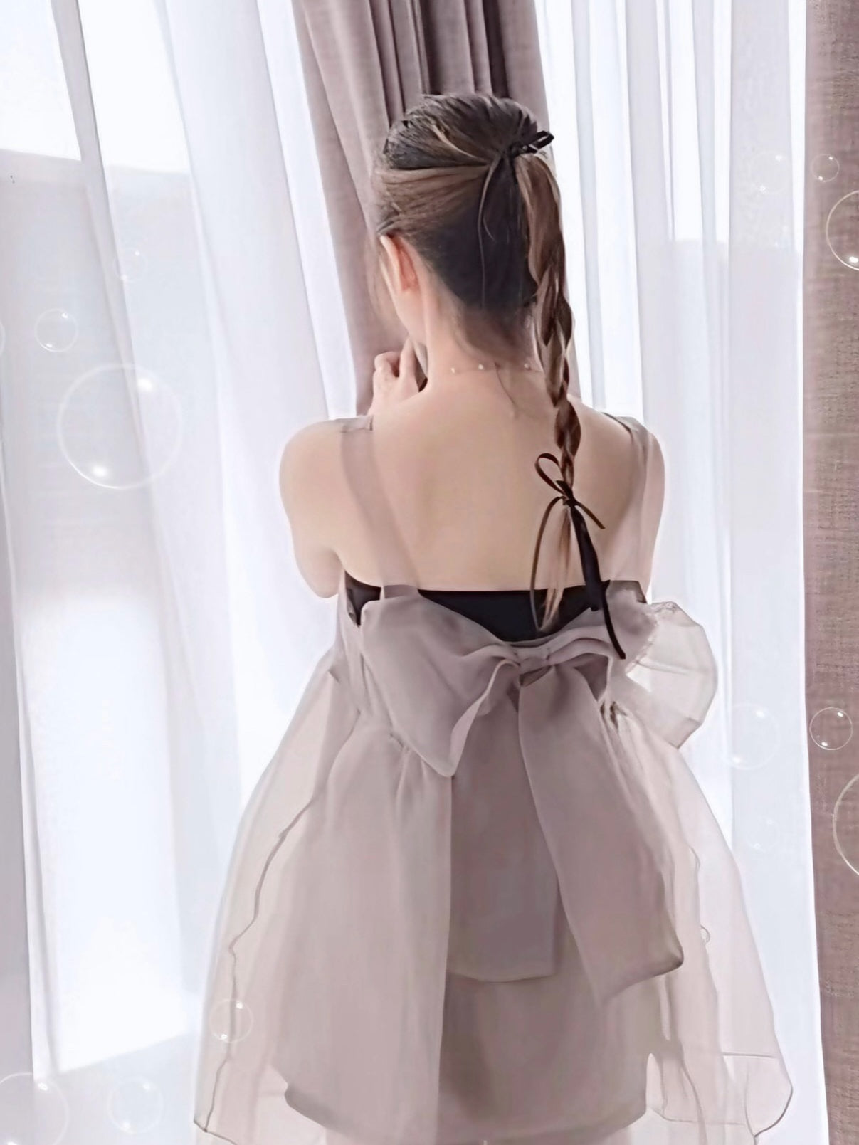 BIG BOW TULLE DRESS